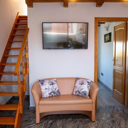 Guesthouse Mila روفينج الغرفة الصورة
