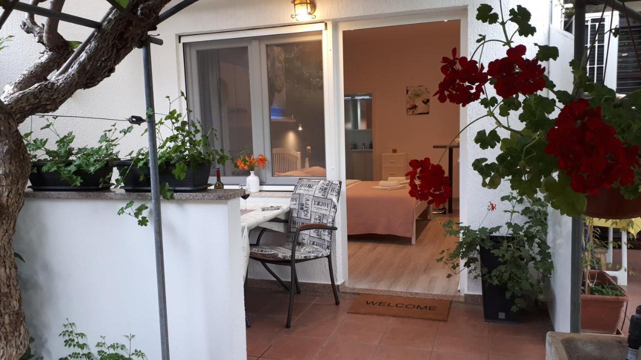 Guesthouse Mila روفينج المظهر الخارجي الصورة
