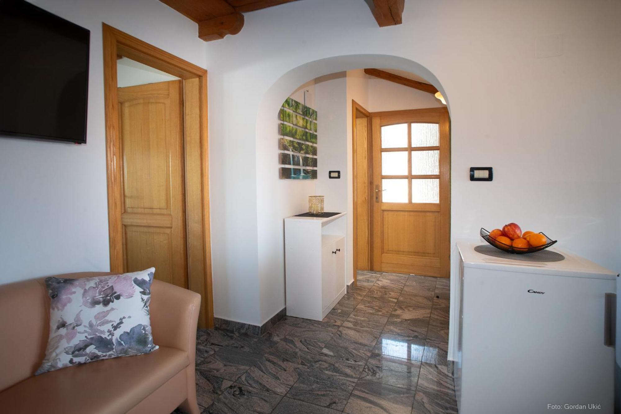 Guesthouse Mila روفينج الغرفة الصورة