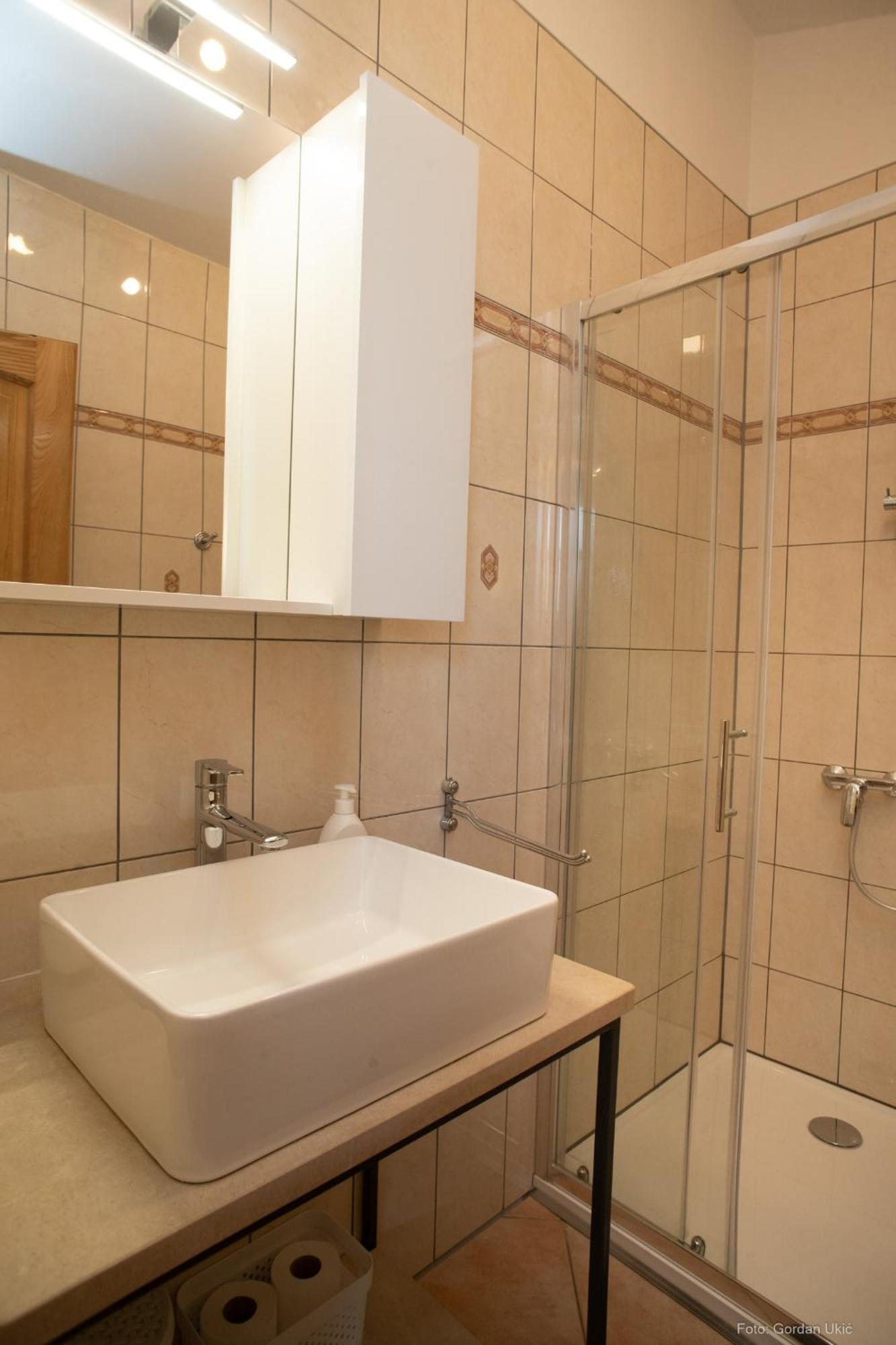 Guesthouse Mila روفينج الغرفة الصورة